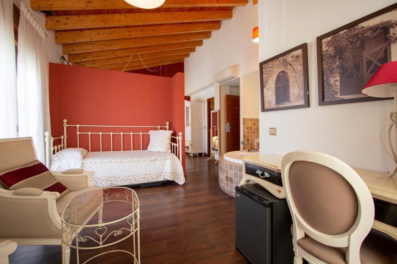 Hostal Los Canteros Golmayo Esterno foto