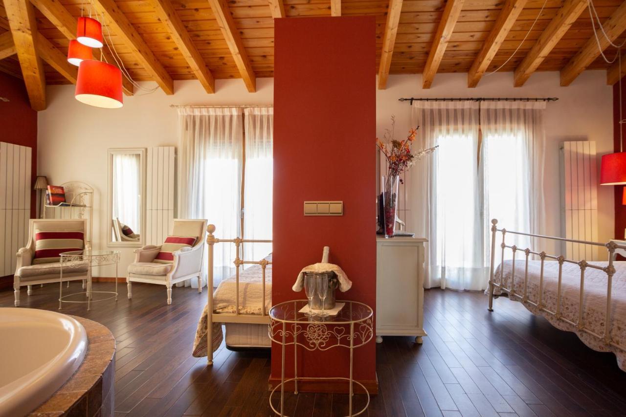Hostal Los Canteros Golmayo Esterno foto